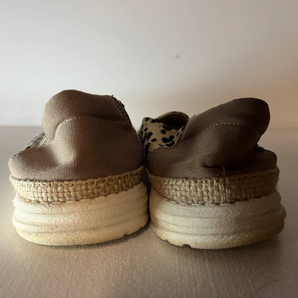 Hey Dude Leopard Animal Print Flats Shoes Lena Leopard Angora - Picture 3 of 8